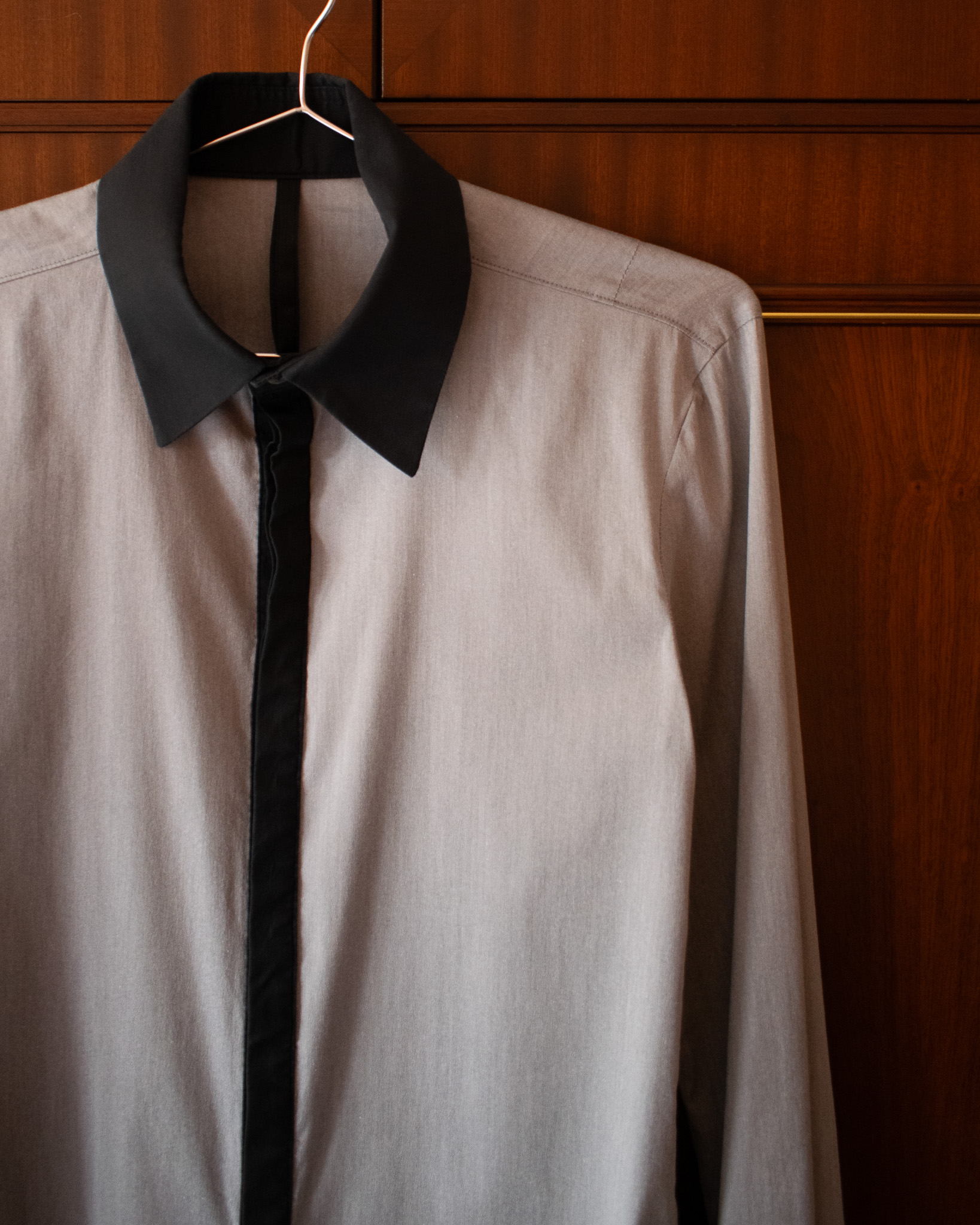 GALAABEND CENTRE LINED OXFORD SHIRT - S/M - Image 2