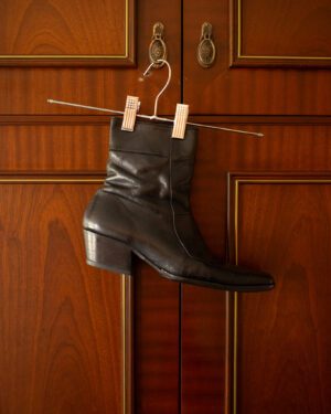 5351 POUR LES HOMMES CUBAN HEEL BOOTS IN BLACK LEATHER - UK 7