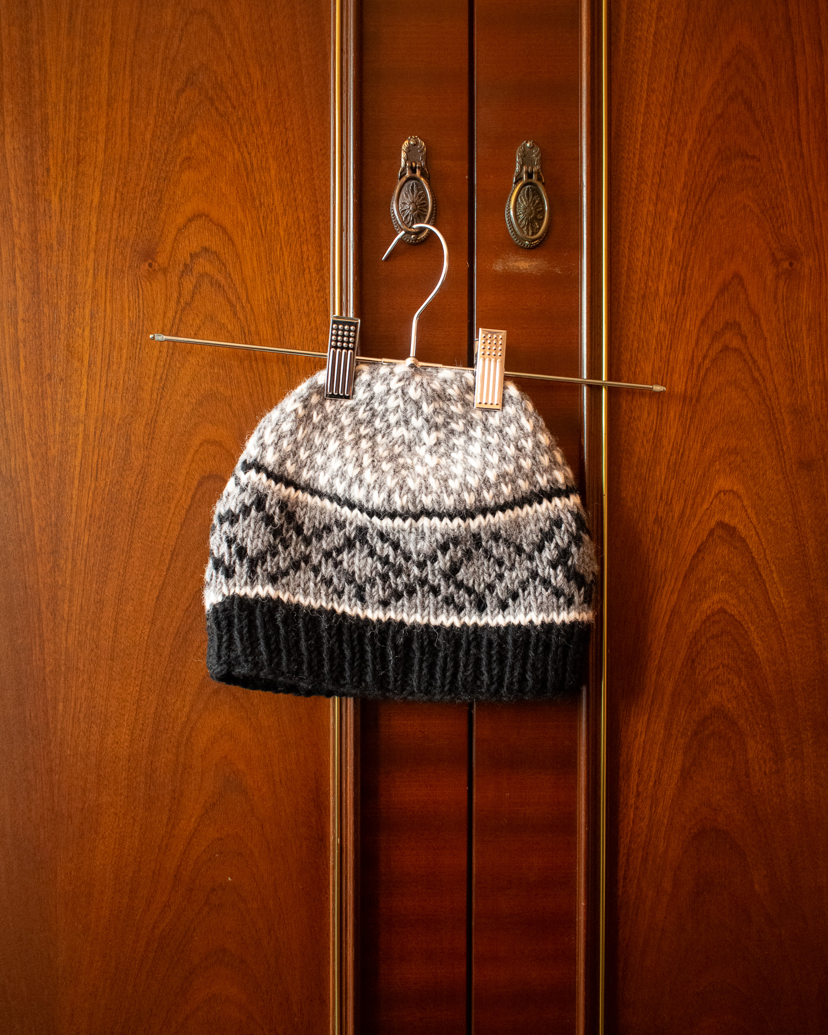 VINTAGE NEPALESE BEANIE IN KNITTED WOOL