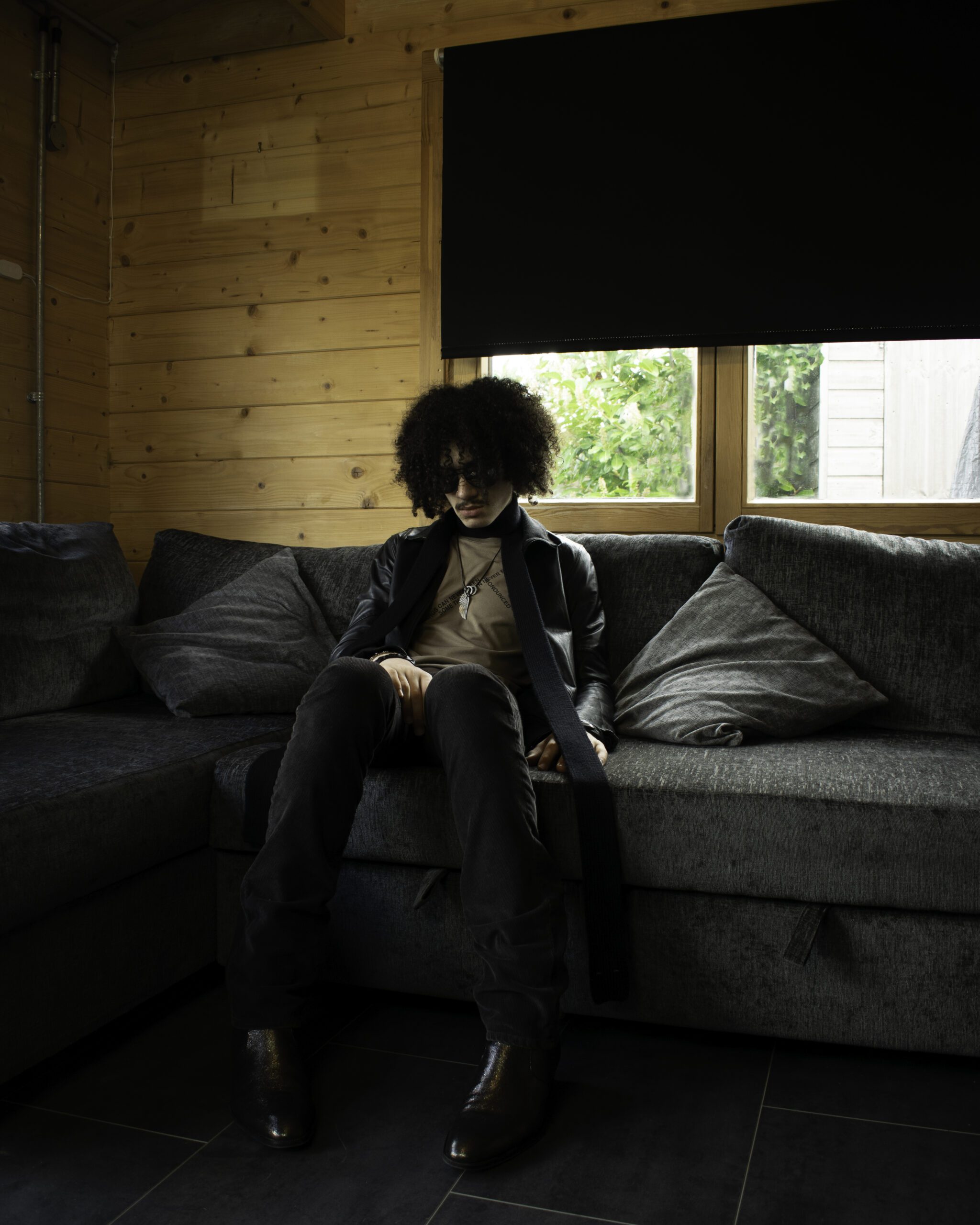 N.HOOLYWOOD SKINNY BLACK SCARF - Image 5