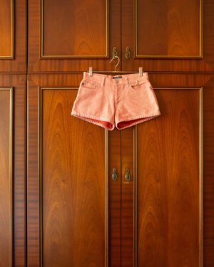 POLO RALPH LAUREN SHORT SHORTS IN CORAL RED DENIM - 26"