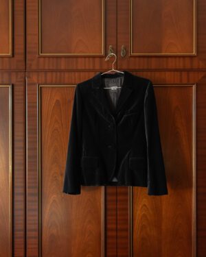 LANVIN BY ALBER ELBAZ AW05 TWO BUTTON BLAZER IN BLACK VELOUR - EU 40